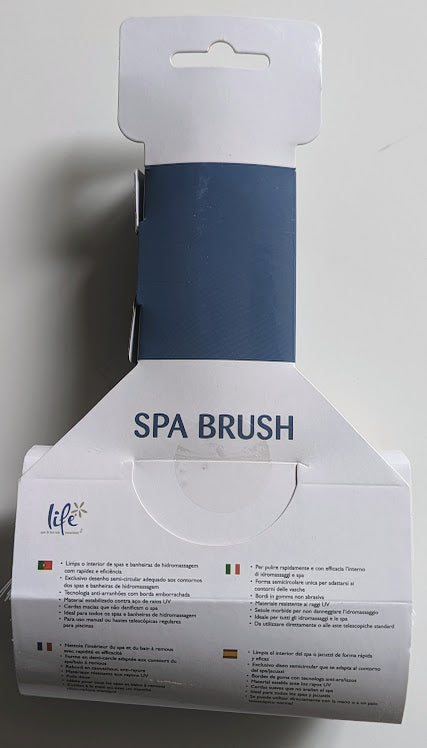 Hot tub / spa brush