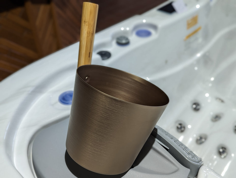 Spun aluminum sauna bucket