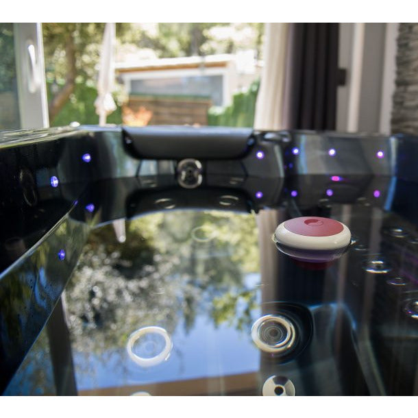 Wellis by Ondillo ICO HOT TUB / spa water monitor      FREE SHIPPING